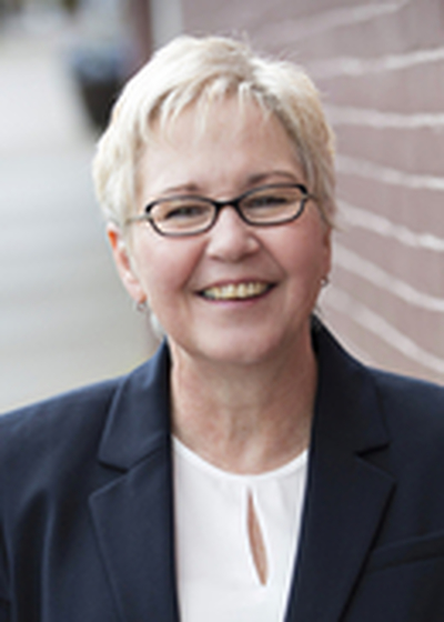 Roberta R Seleskie