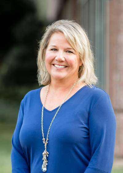 Elizabeth B Julian