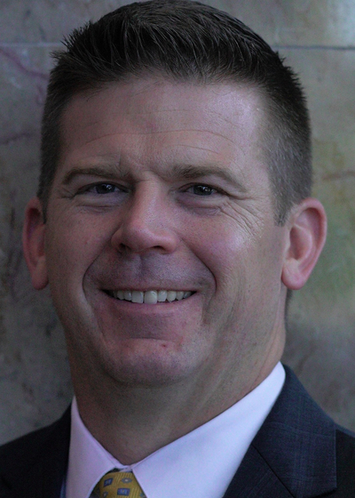 Kevin R Swiontek