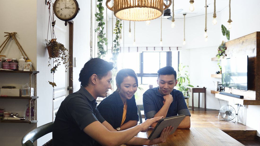 Couple working with a wealth manager