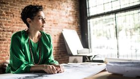 Woman working after taking an employment gap