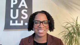 financial-therapist-Aja-Evans