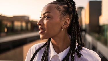 woman-thinking-about-401(k)-contribution-limits