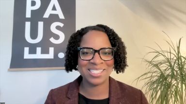 financial-therapist-Aja-Evans