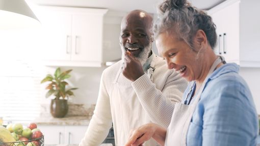 couple-enjoying-retirement