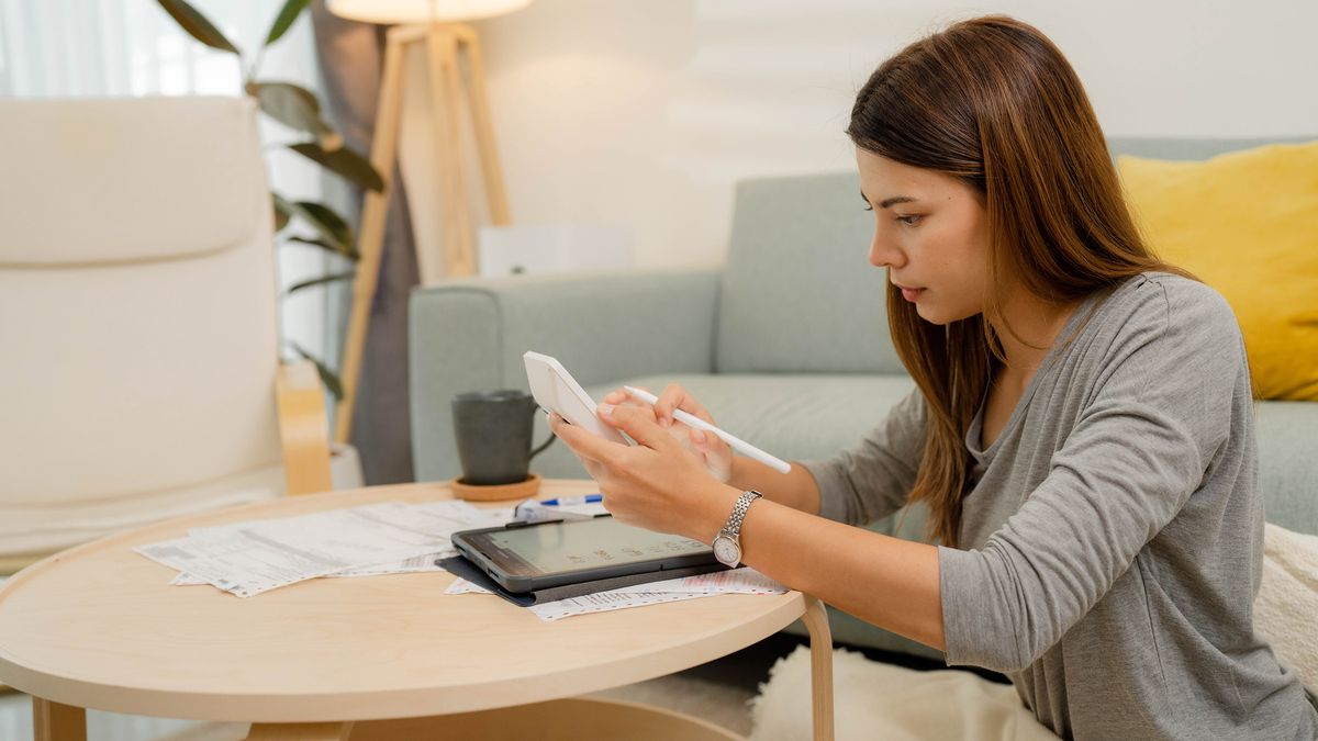 young-woman-paying-student-loan