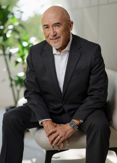 Michael J Kearns 