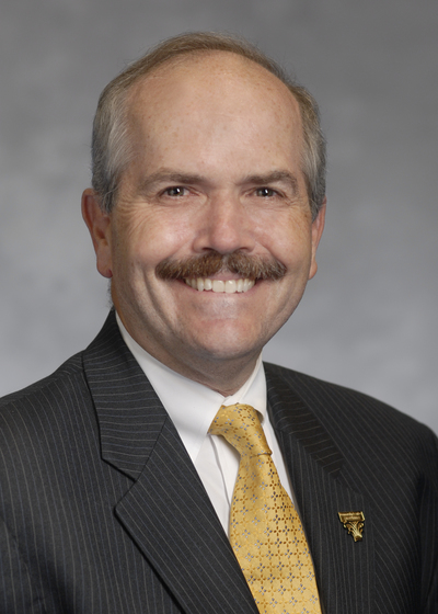Robert P Quinn