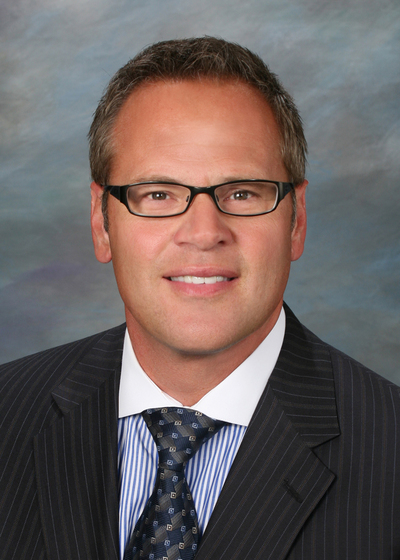 Michael Tews headshot