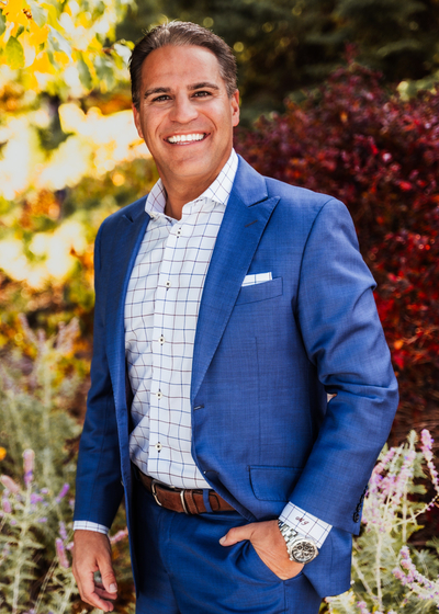 Photo of Wealth Management Advisor Mike Jones