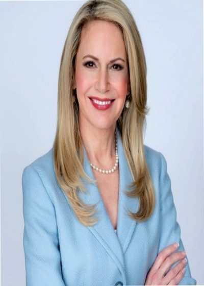 Catherine LaPlante-Guin headshot