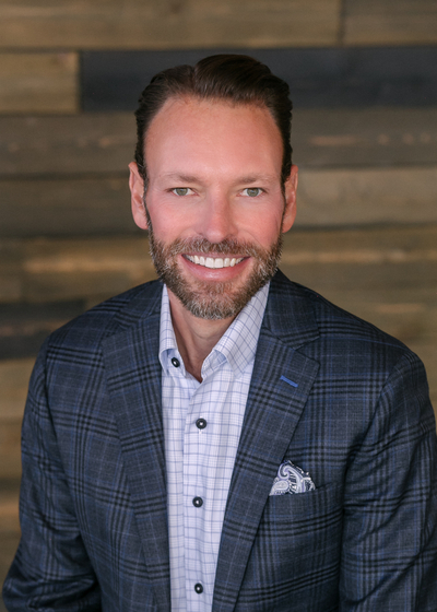 Photo of Partner & Wealth Management Advisor Luke T. Sturges