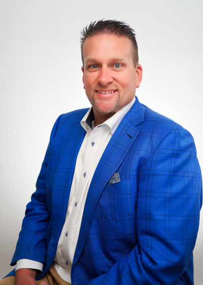 Professional headshot of financial representative, Michael Scher.