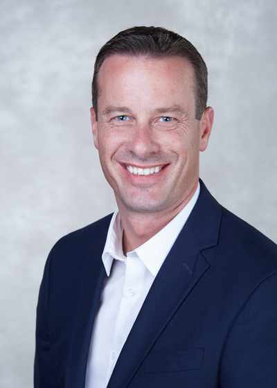 Derek Tamm headshot