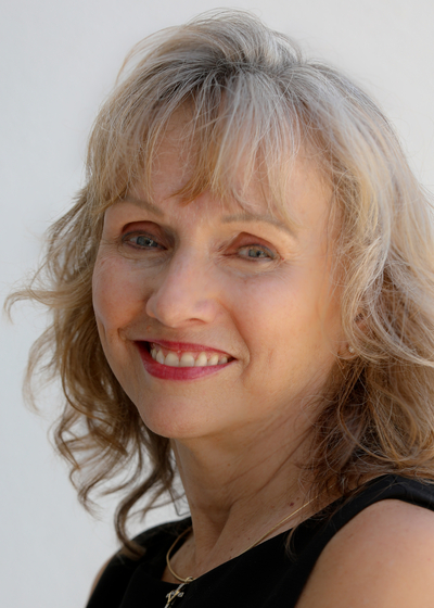 Photo of Associate Financial Representative Louise E Booth