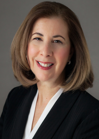 Marcy Tucker headshot