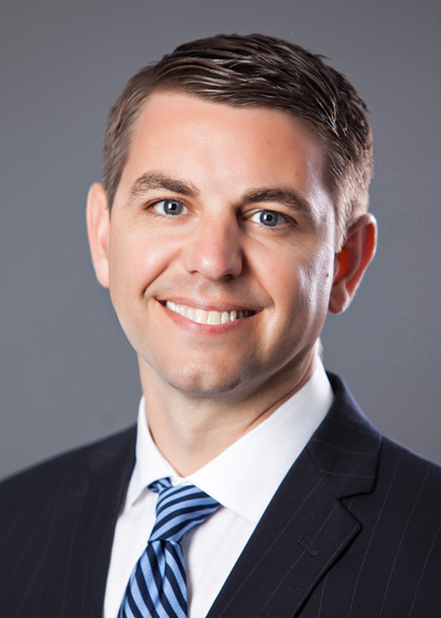 Casey Lang headshot