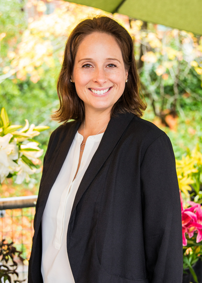 Nicole Burla - Northwestern Mutual headshot