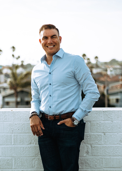 Photo of Wealth Management Advisor Erik Ross Gomez