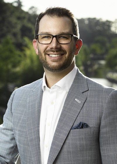 Andrew  Snyder 