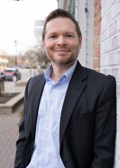 Photo of Associate Wealth Management Advisor Josh LaFalce