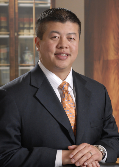 Professional headshot of financial representative, Pete Liao.