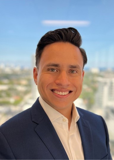 Photo of Financial Representative Alex Young