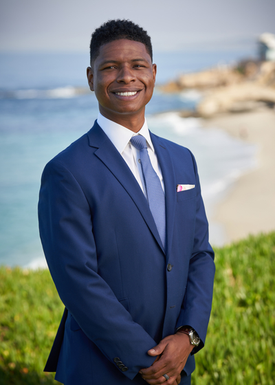 Photo of Associate Financial Advisor Wayne L. Lampart