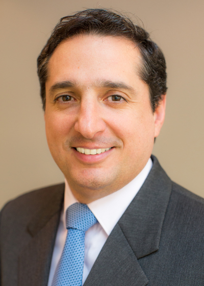 Photo of Financial Representative Mauricio Beltran