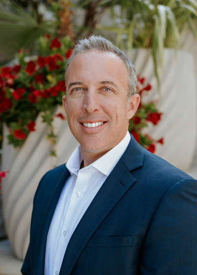 Photo of Associate Financial Advisor Glenn H Perrault