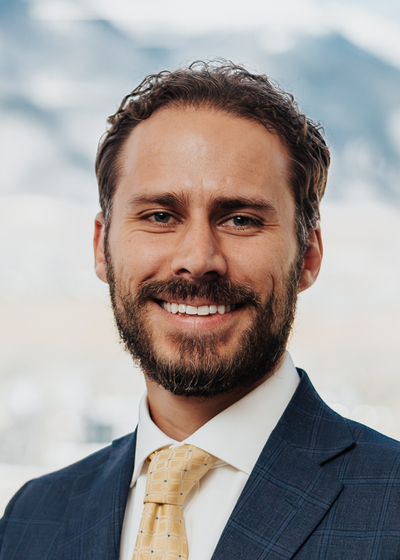 Photo of Associate Wealth Management Advisor Tyler L Kimsey