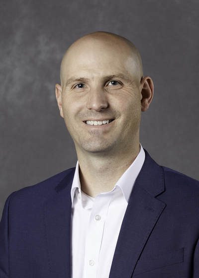 Kevin Pasarilla headshot