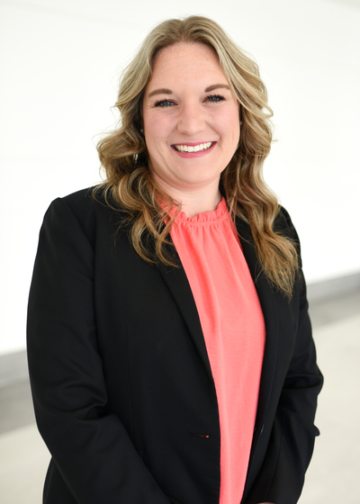 Photo of Associate Financial Representative Kayla M Davis