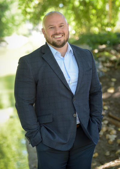 Brandon Hedges headshot