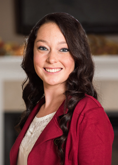 Paige Holt headshot