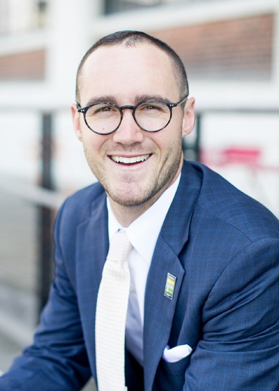 Dustin Ashley headshot