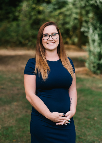 Photo of Associate Financial Representative Hannah Marie Altenhofen