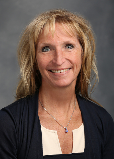 Karen Oberg headshot