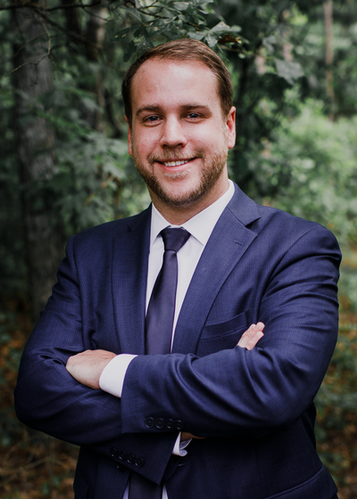 Ryan C Davies 