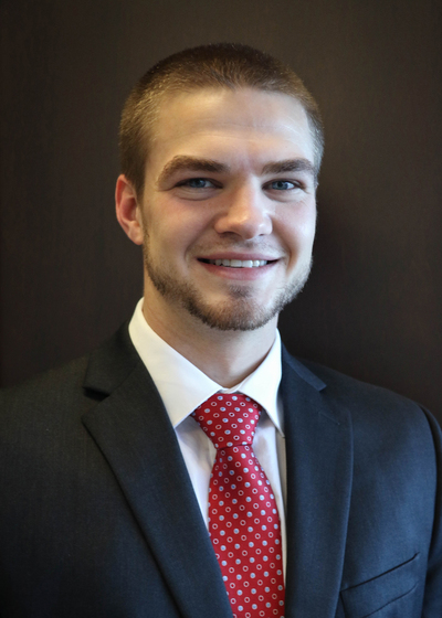 Graham Mills headshot