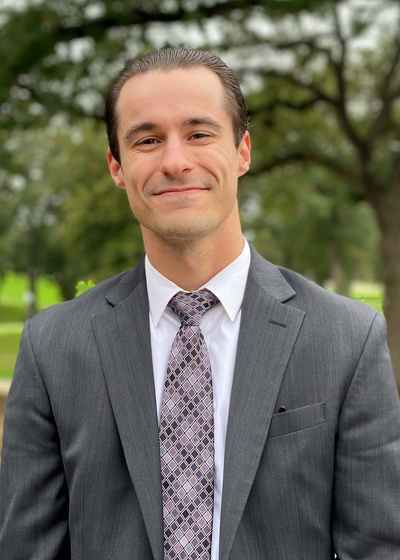 Professional headshot of financial representative, William Gallucci.