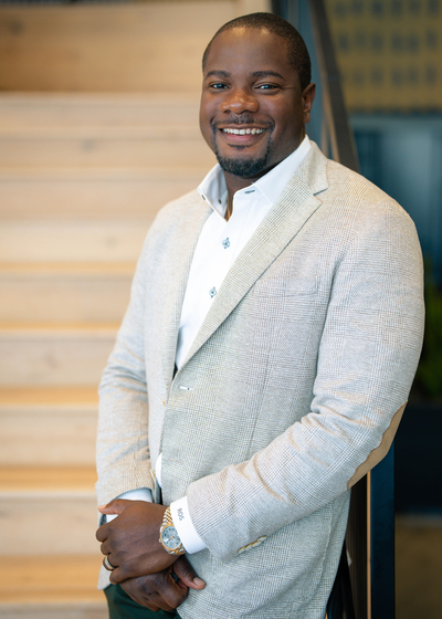 Razell Smart - Northwestern Mutual headshot