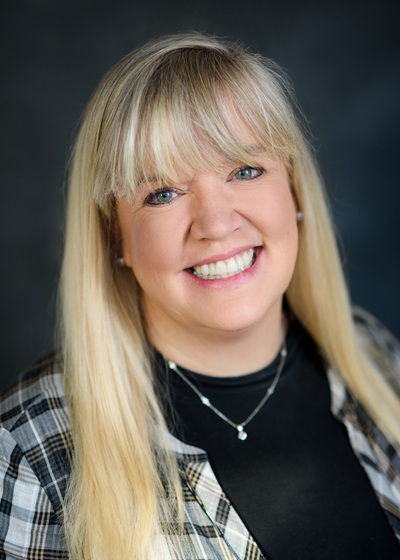 Photo of Financial Advisor Lara Ryan