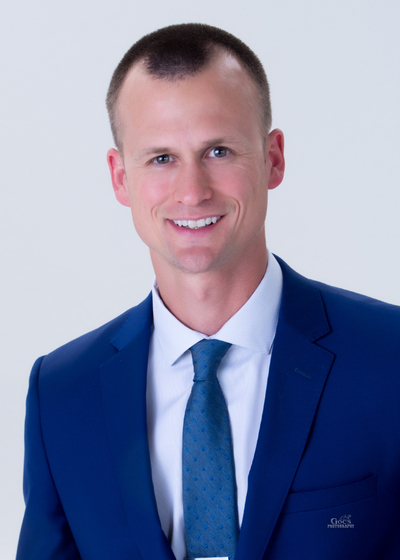 Photo of Associate Financial Advisor Nick John Suing