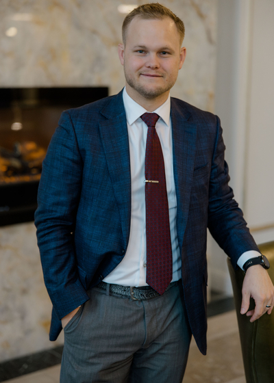 Photo of Financial Advisor Travis Pullin