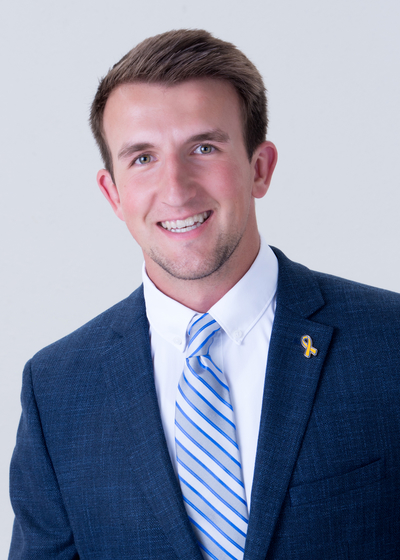 Evan Panowicz headshot