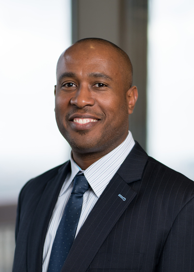 Lester Inniss headshot