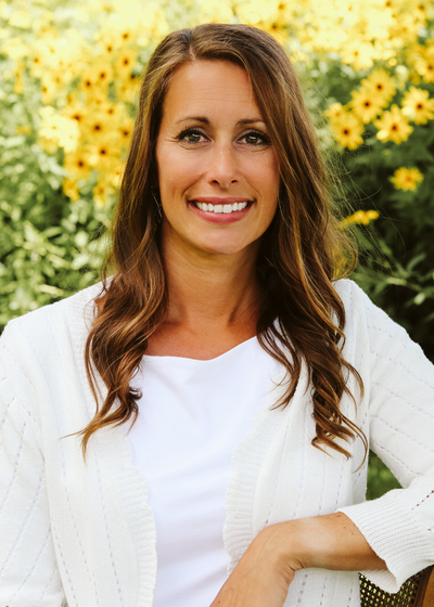 Photo of Financial Planning Specialist Tina Stegman