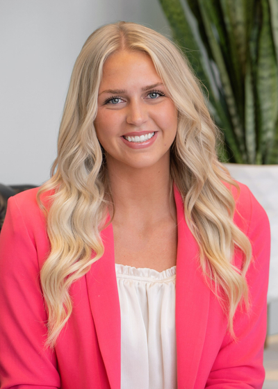 Regan Dennis - Northwestern Mutual headshot