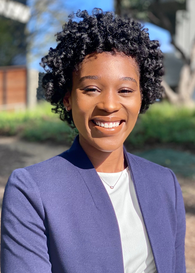Zakia Whiteside headshot